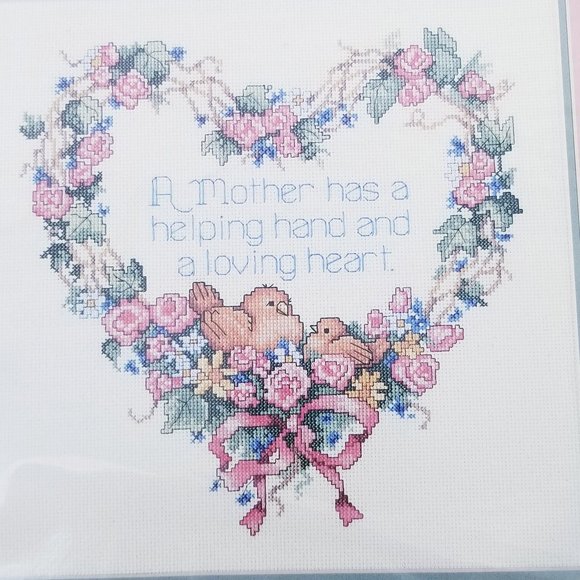 Vtg. Counted X-Stitch Kit "Mother's Hand & Heart" - Picture 3 of 6